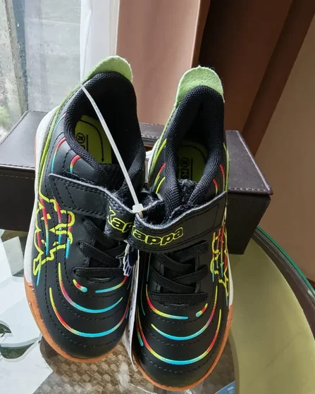 Chaussures foot en salle — Kappa noir néon
