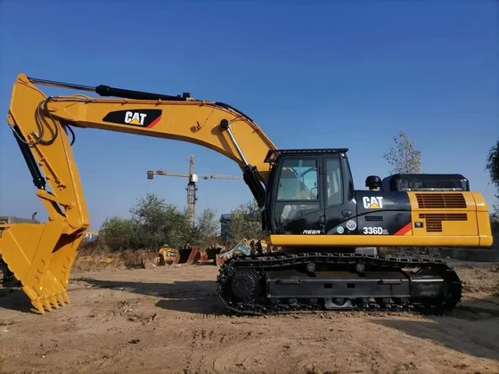 Excavatrice CAT 336D2L